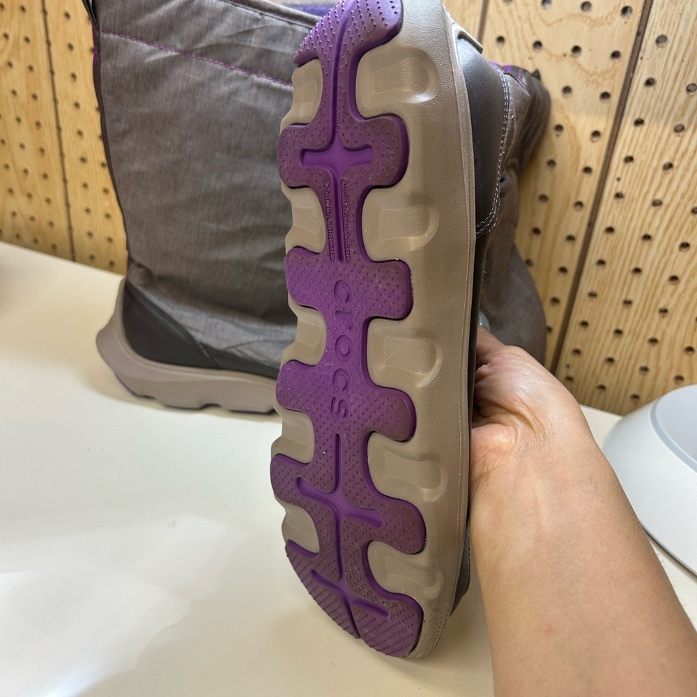 CROCS Duet Busy Day Brown and Purple Winter Boots - Picture 7 of 8
